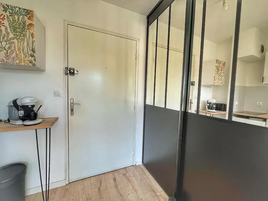 Studio Refait A Neuf Avec Parking Toulouse 0*,  France